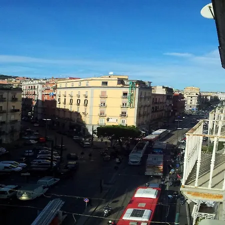 Art Principe Umberto Nocleg ze śniadaniem Neapol