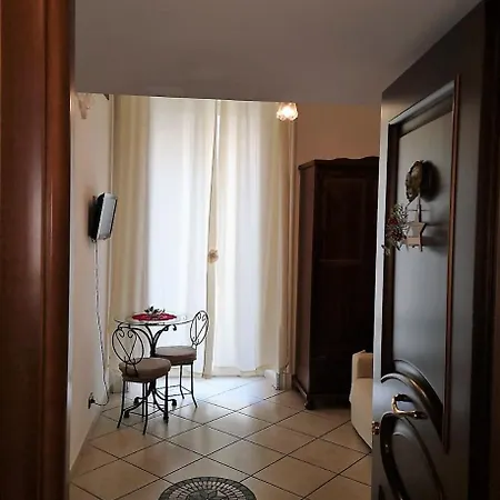 Art Principe Umberto Nocleg ze śniadaniem