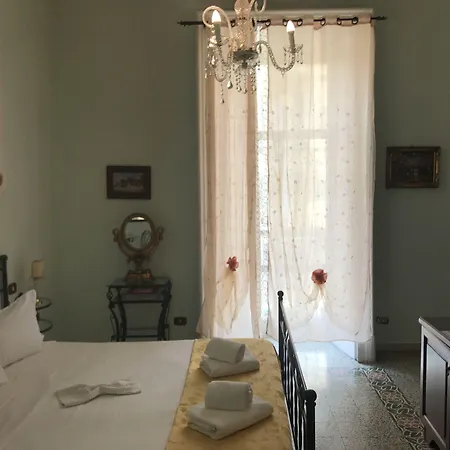B&B 아트 스위트 프린시페 움베르토 나폴리