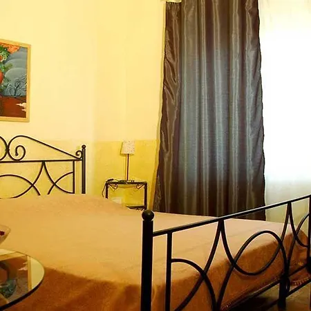 Bed & Breakfast Art Principe Umberto 3*